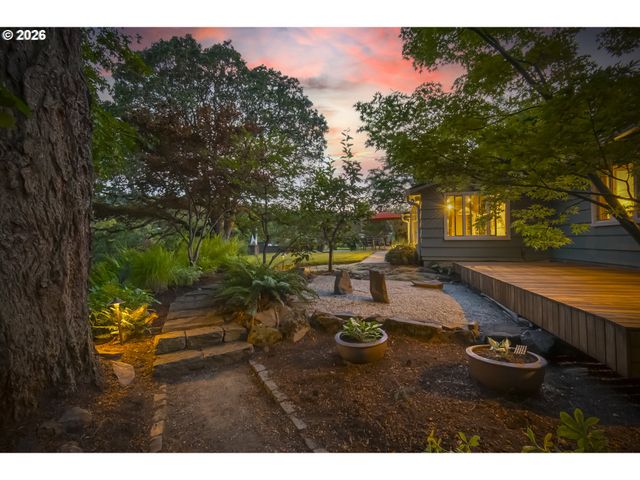 1250 Se RIVER FOREST Ln, Milwaukie, OR 97267