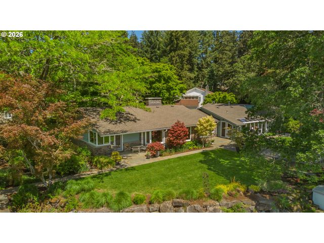 1250 Se RIVER FOREST Ln, Milwaukie, OR 97267