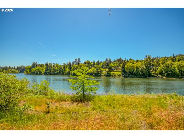 1250 Se RIVER FOREST Ln, Milwaukie, OR 97267