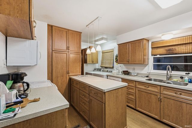 1110 S Brooks Drive, Bloomington, IN 47401