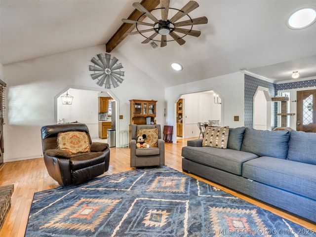 9703 S 70TH East Avenue, Tulsa, OK 74133