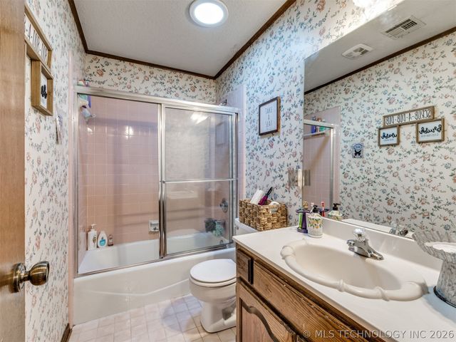 9703 S 70TH East Avenue, Tulsa, OK 74133