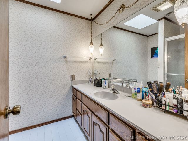 9703 S 70TH East Avenue, Tulsa, OK 74133