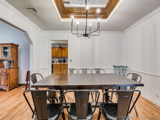 9703 S 70TH East Avenue, Tulsa, OK 74133