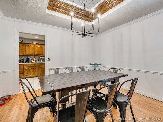 9703 S 70TH East Avenue, Tulsa, OK 74133