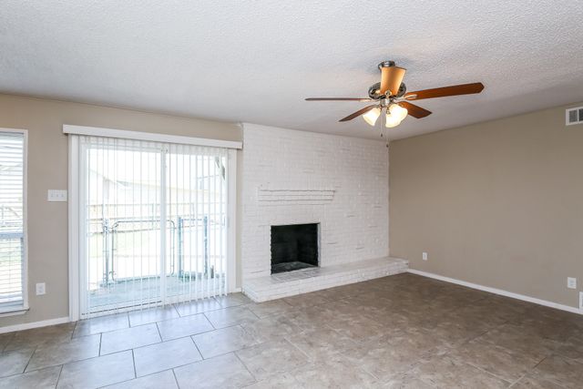 4432 Ivy Drive, Mesquite, TX 75150