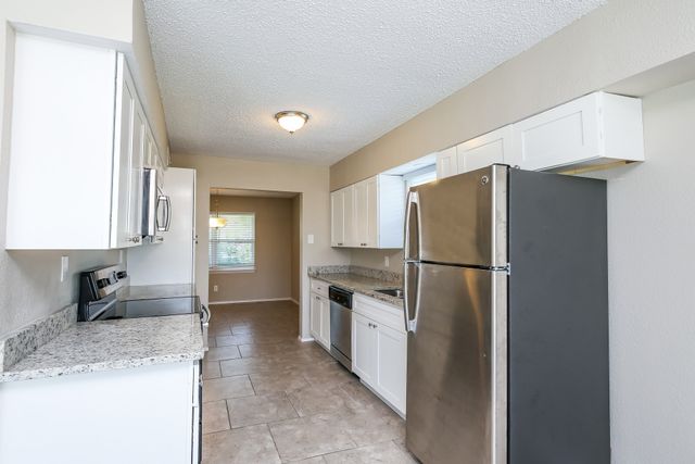 4432 Ivy Drive, Mesquite, TX 75150