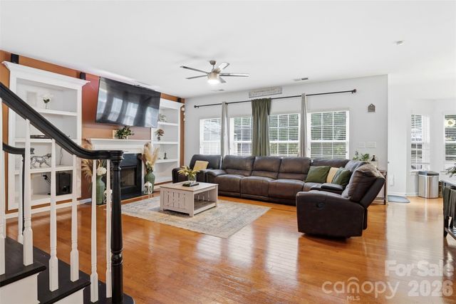 11144 Huntington Meadow Lane, Charlotte, NC 28273