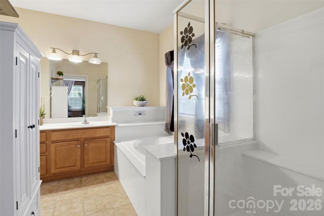 11144 Huntington Meadow Lane, Charlotte, NC 28273