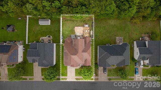 11144 Huntington Meadow Lane, Charlotte, NC 28273