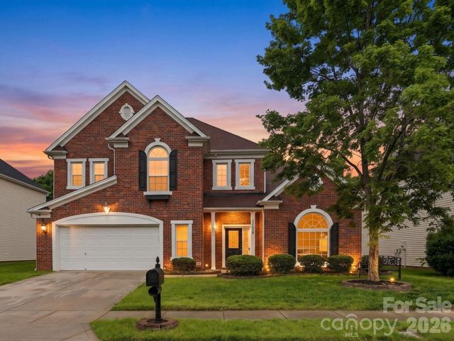 11144 Huntington Meadow Lane, Charlotte, NC 28273