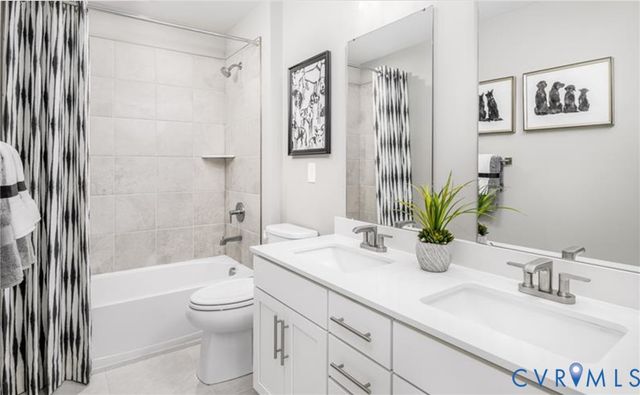 1 Glenwood Range Dr, Richmond, VA 23223