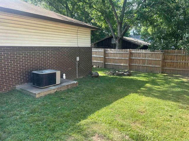 2 Blossom Lane, Greenbrier, AR 72058