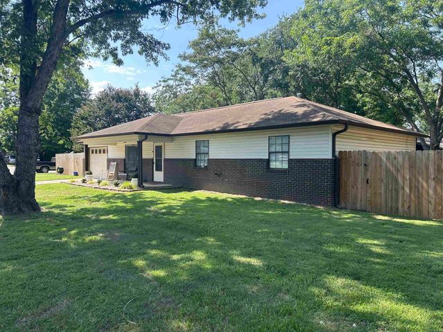 2 Blossom Lane, Greenbrier, AR 72058