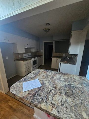 1841 NW Crosby Park Cir, Lawton, OK 73505