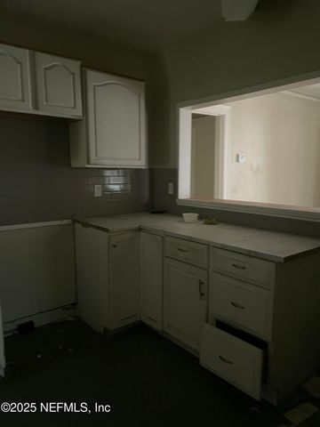 144 W 33RD Street, Jacksonville, FL 32206