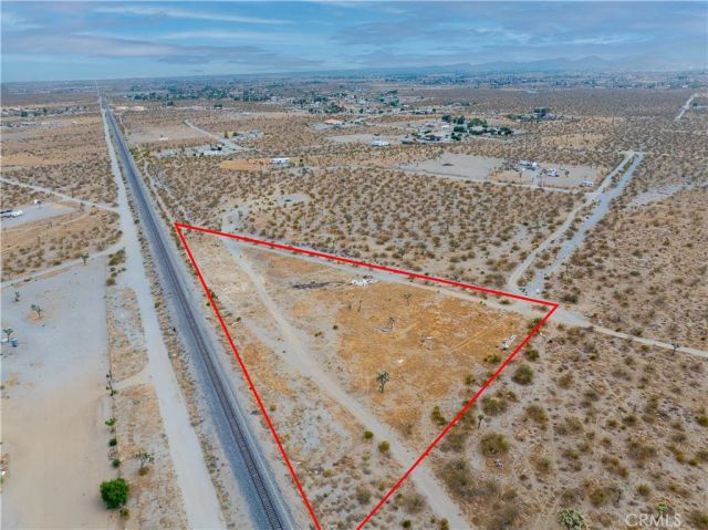 0 La Mesa, Phelan, CA 92371