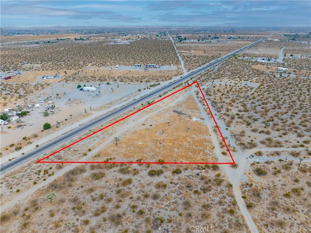 0 La Mesa, Phelan, CA 92371
