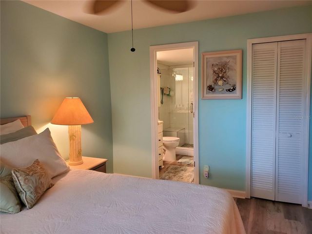 11485 OAKHURST ROAD 1200-216, Largo, FL 33774