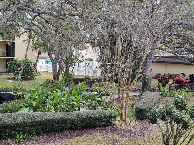 11485 OAKHURST ROAD 1200-216, Largo, FL 33774