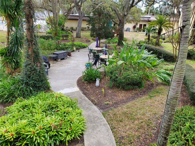 11485 OAKHURST ROAD 1200-216, Largo, FL 33774