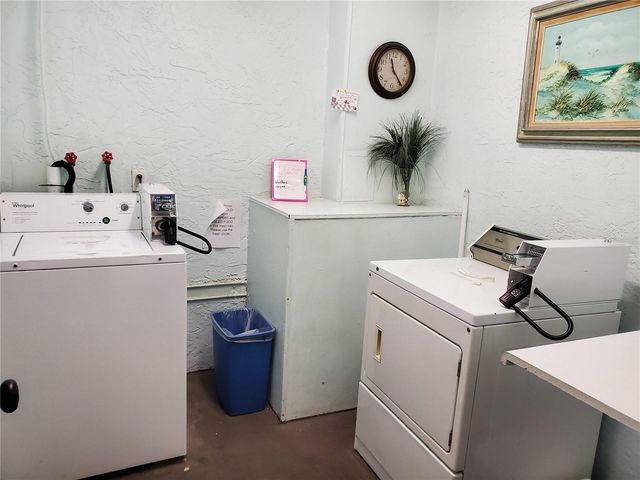 11485 OAKHURST ROAD 1200-216, Largo, FL 33774