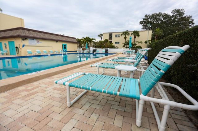 11485 OAKHURST ROAD 1200-216, Largo, FL 33774