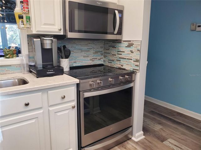 11485 OAKHURST ROAD 1200-216, Largo, FL 33774