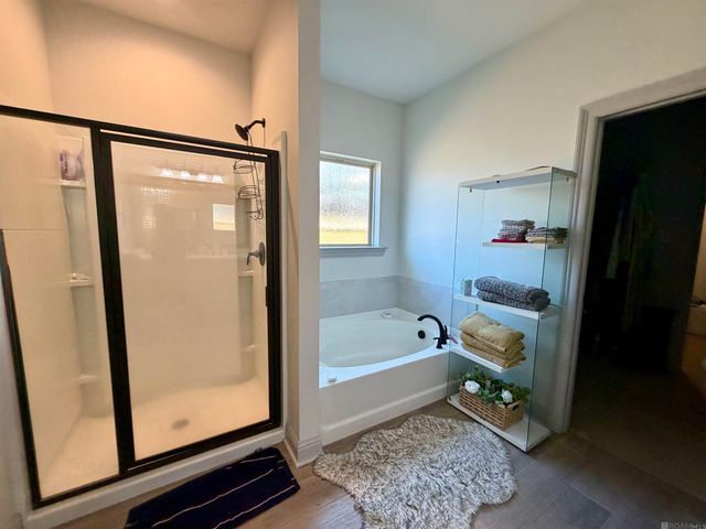 1074 Elliston Dr, Gonzales, LA 70737
