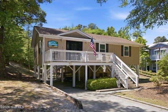 137 Doe Drive, Emerald Isle, NC 28594