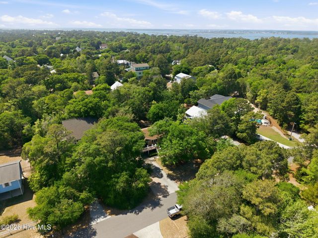 137 Doe Drive, Emerald Isle, NC 28594