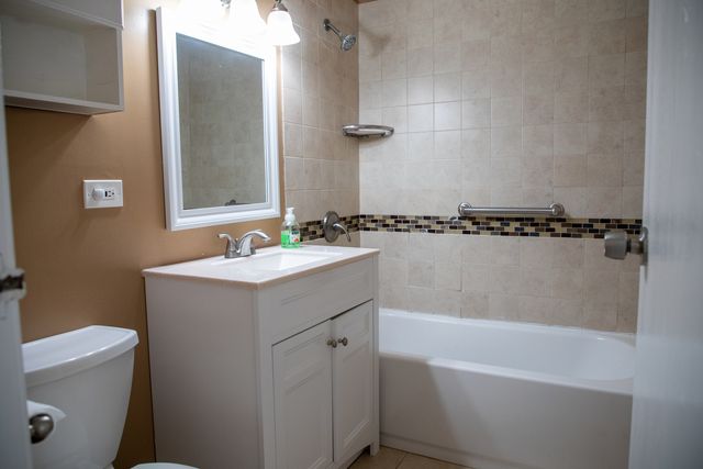 1130 Evergreen Avenue 1A, Glendale Heights, IL 60139