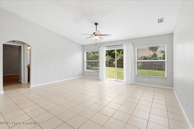 781 Dinner Street NE, Palm Bay, FL 32907