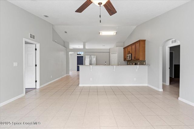 781 Dinner Street NE, Palm Bay, FL 32907