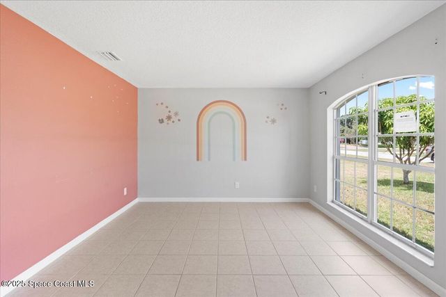 781 Dinner Street NE, Palm Bay, FL 32907