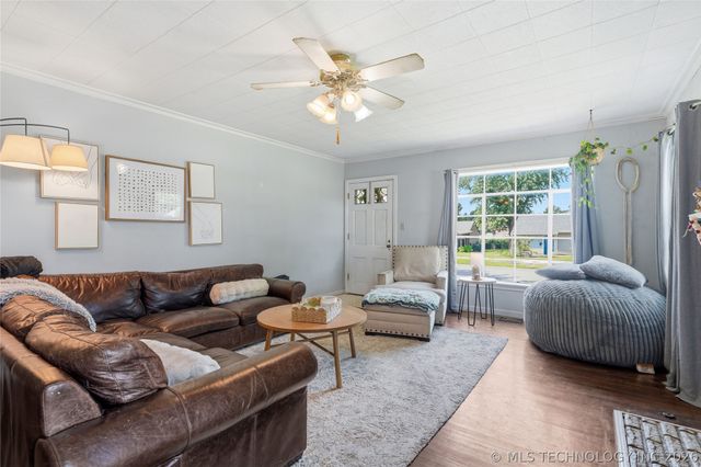 2303 S Delaware Court, Tulsa, OK 74114
