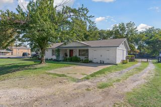 503 S Houston Street, Edgewood, TX 75117