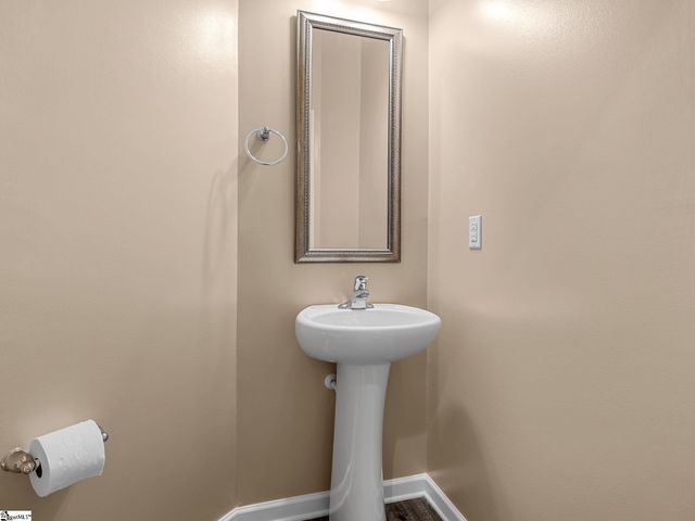 311 Rossmoor Court, Duncan, SC 29334