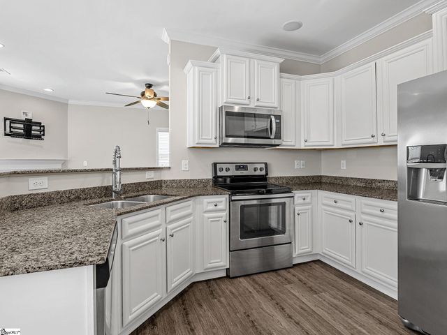 311 Rossmoor Court, Duncan, SC 29334