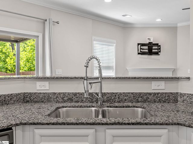 311 Rossmoor Court, Duncan, SC 29334