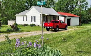 106 W BYRD STREET, Tipton, MO 65081