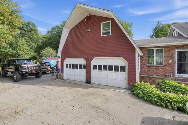 47 Fremont St, Taunton, MA 02780