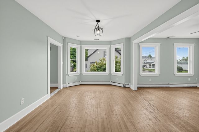 47 Fremont St, Taunton, MA 02780