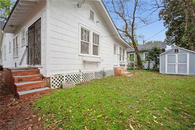 2155 Old Government Street, Mobile, AL 36606