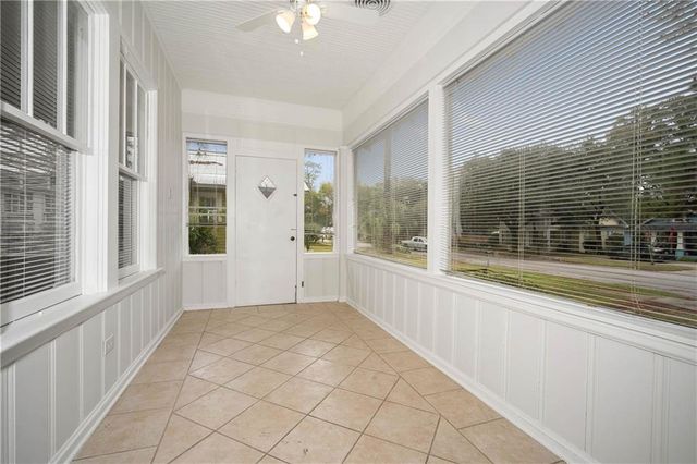 2155 Old Government Street, Mobile, AL 36606