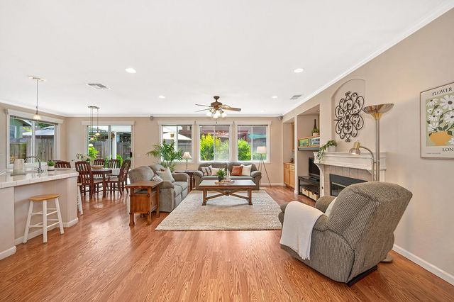 2159 3rd St, Lincoln, CA 95648