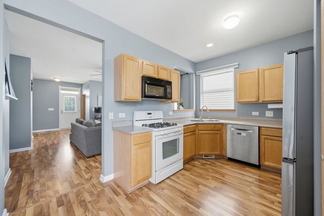 2153 Union Mill Drive, Aurora, IL 60503