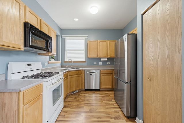 2153 Union Mill Drive, Aurora, IL 60503