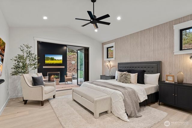 6993 N Fork Road SE, Snoqualmie, WA 98065