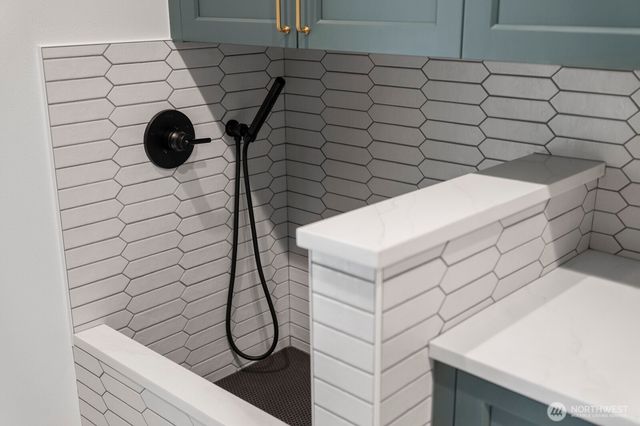 6993 N Fork Road SE, Snoqualmie, WA 98065